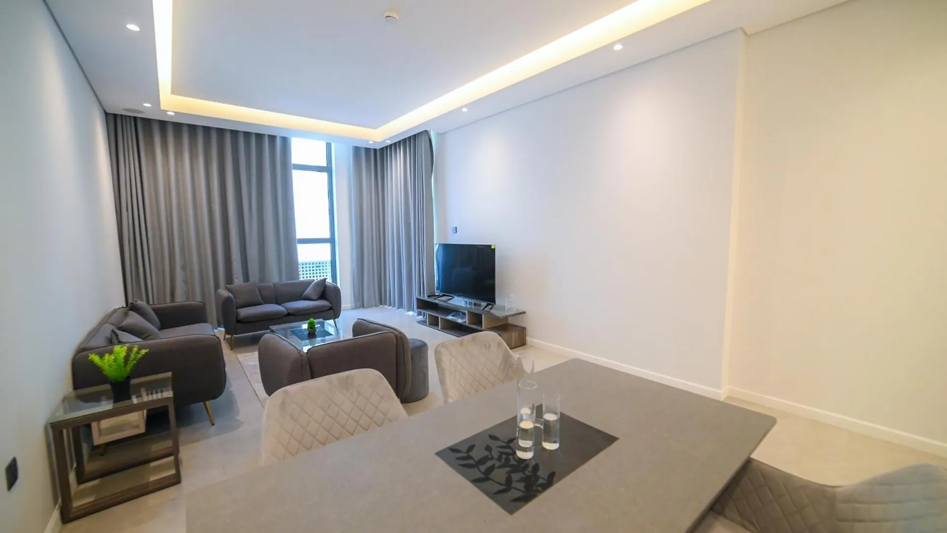 06 Diamond Jumeirah Garden City 2Br Apt Dubai Apartment